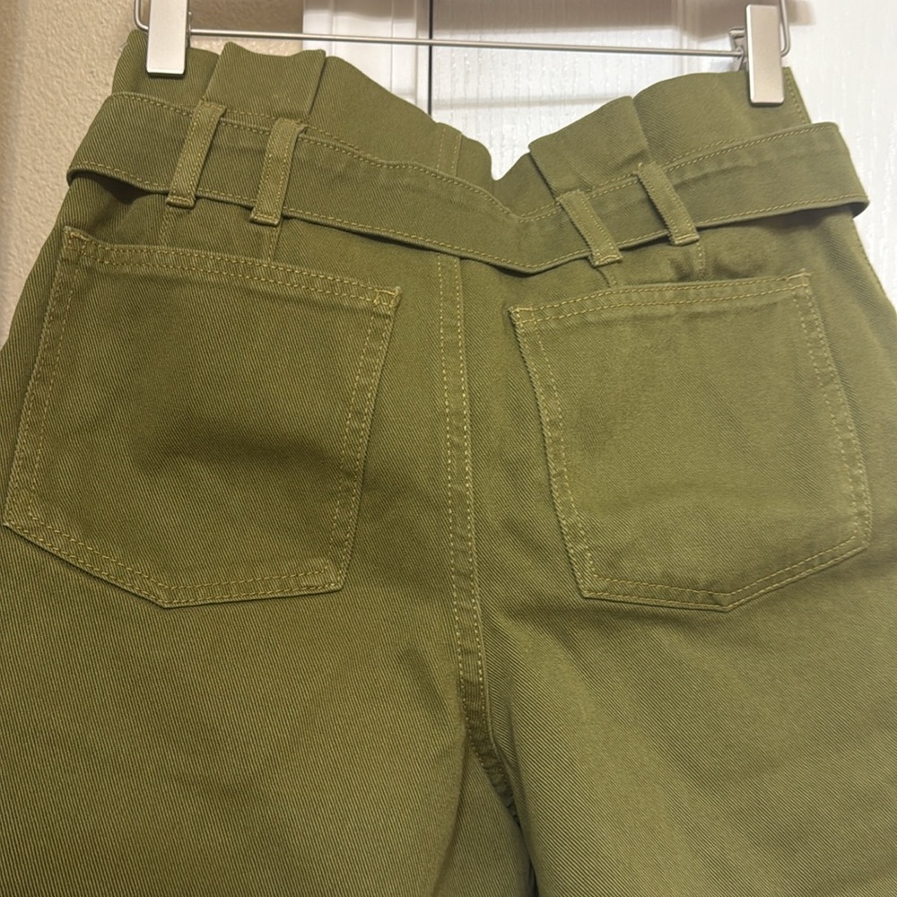 Free people 🌹🌹Olive Green Belted Women's Shorts - Picture 17 of 17
